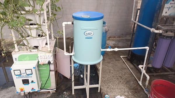 Hypochlorous Acid (HOCl) Generator by Pristine Water